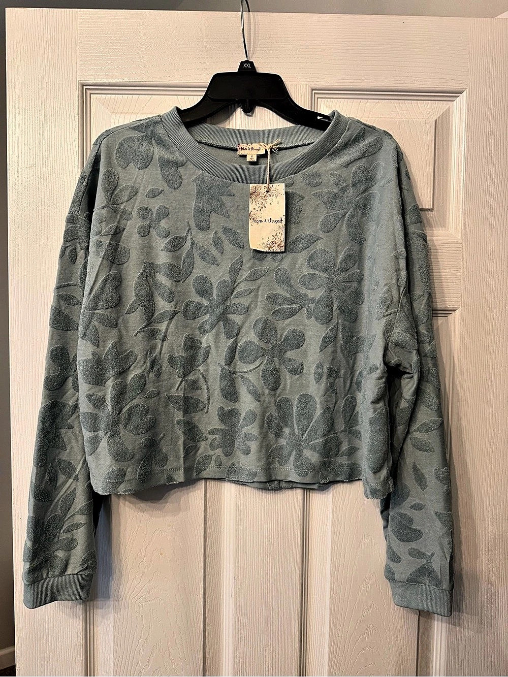Hem & Thread Floral Cropped Sweatshirt Mint Green Small NWT